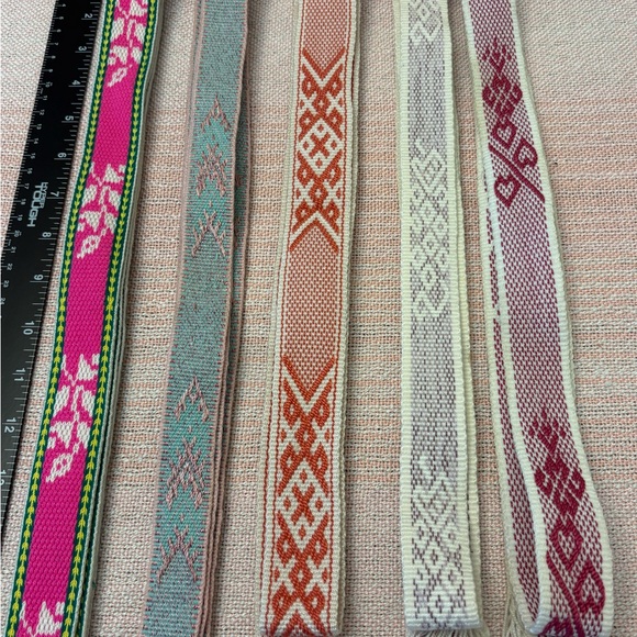 Source Unknown Colorful Patterned Belts - Picture 5 of 6